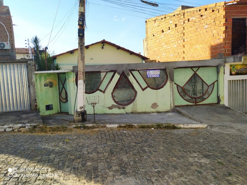 Casa - Venda - Jequiezinho - Jequi - BA
